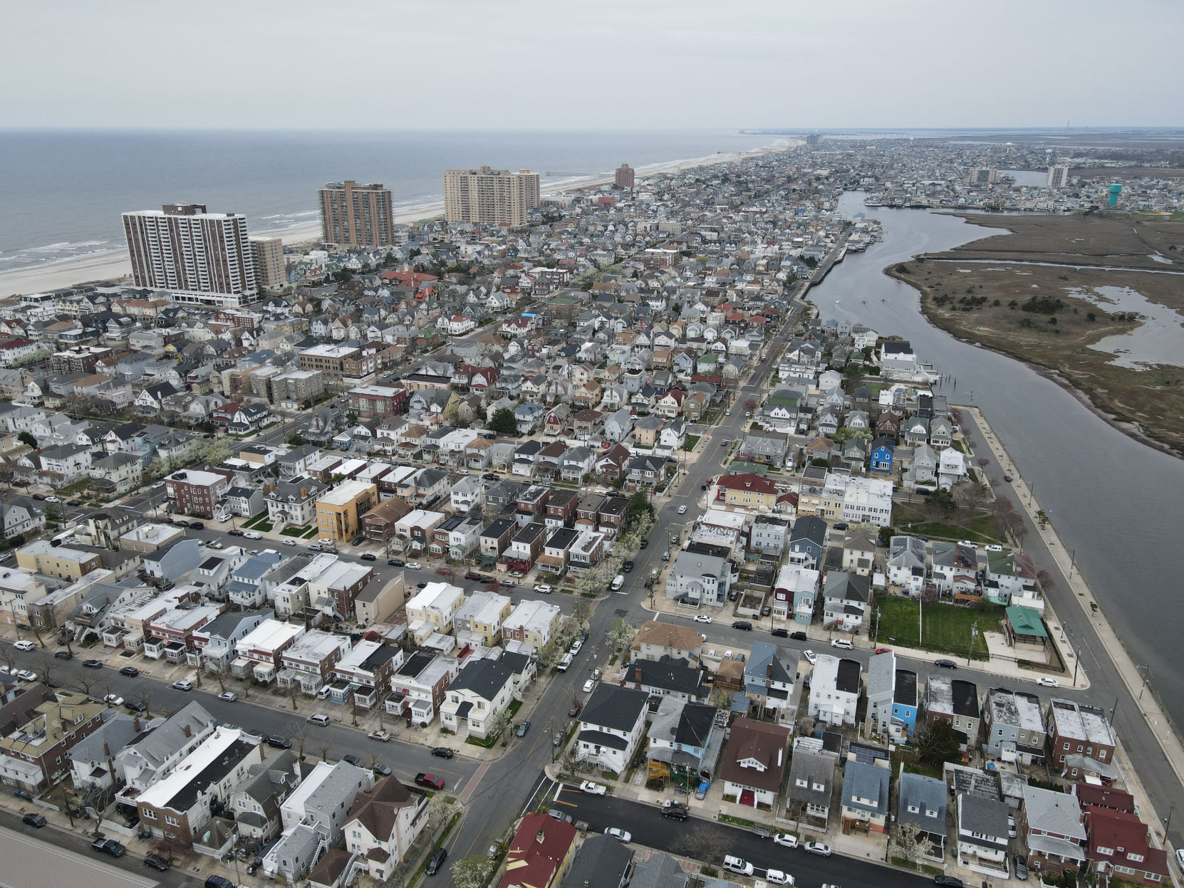 Drone footage of Atlantic City's Inside Thorofare